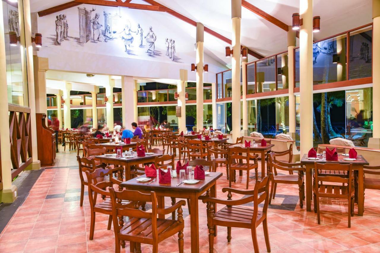 Insight Resort Ahangama - S&S Other Certified Екстериор снимка
