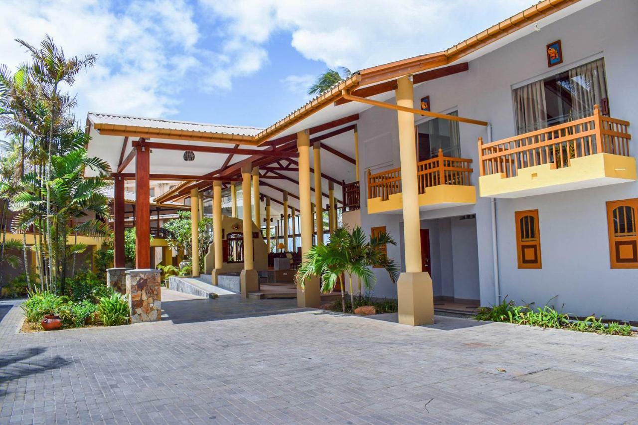 Insight Resort Ahangama - S&S Other Certified Екстериор снимка
